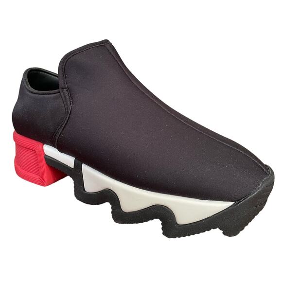 iRi WES Black Red Low Top Sneaker Size 5.5 New In Box - Picture 3 of 5